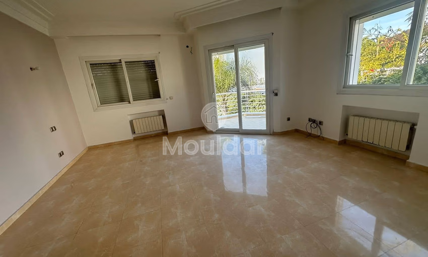 فيلا استثنائية للإيجار في الدار البيضاء – كاليفورنيا، 4 غرف نوم فيلا استثنائية للإيجار في الدار البيضاء – كاليفورنيا، 4 غرف نوم