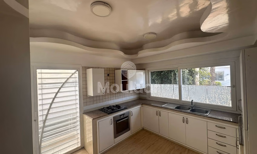 فيلا استثنائية للإيجار في الدار البيضاء – كاليفورنيا، 4 غرف نوم فيلا استثنائية للإيجار في الدار البيضاء – كاليفورنيا، 4 غرف نوم