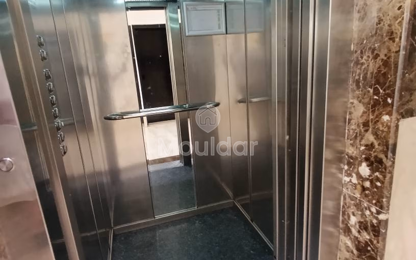 Encantador Apartamento en Alquiler en Maarif, Casablanca - 80m² Encantador Apartamento en Alquiler en Maarif, Casablanca - 80m²