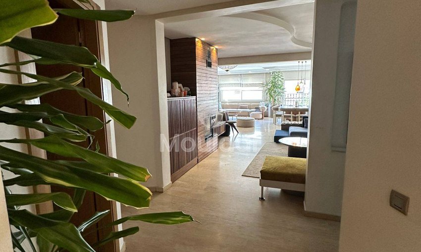 Chic 3-Bedroom Apartment for Sale in the Golden Triangle, Casablanca - view 10