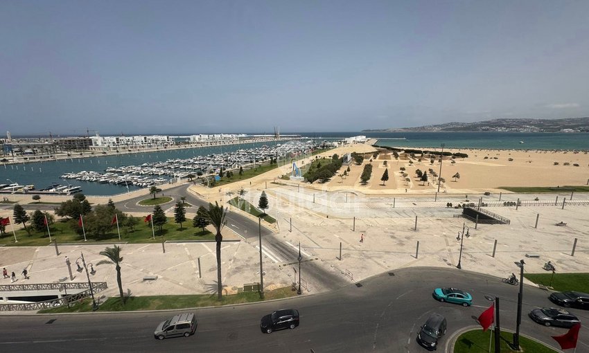 شقة للإيجار في طنجة: 3 غرف نوم، 219 متر مربع من الراحة - view 10