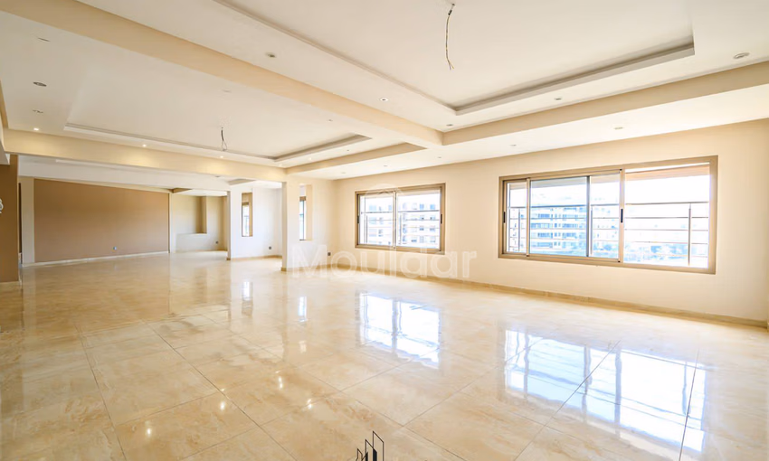 شقة ساحرة للإيجار في الدار البيضاء، بورغون – 240م² شقة ساحرة للإيجار في الدار البيضاء، بورغون – 240م²