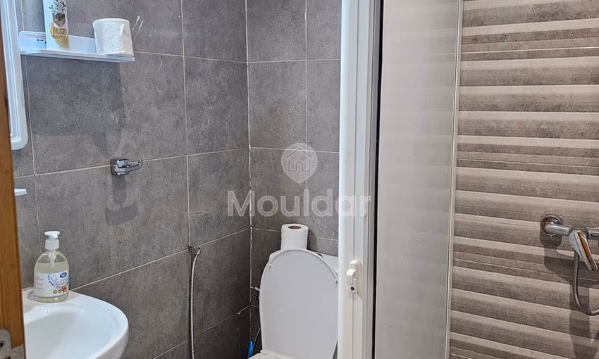 شقة 3 غرف نوم للبيع في مركز القنيطرة شقة 3 غرف نوم للبيع في مركز القنيطرة