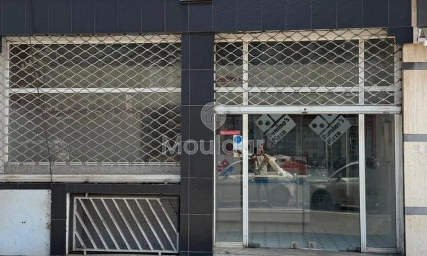 متجر للبيع يقع على بوليفارد مسيرة - view 3