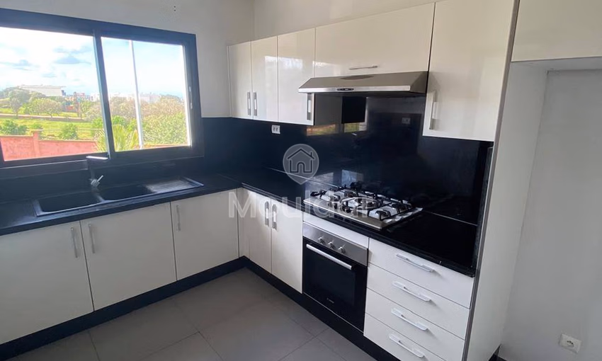 Apartamento excepcional en alquiler en Dar Bouazza - 163 m²