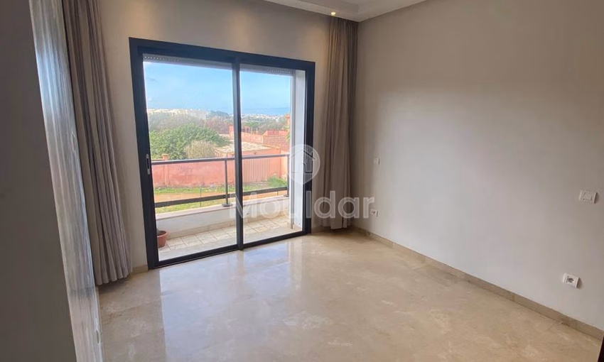 Apartamento excepcional en alquiler en Dar Bouazza - 163 m²