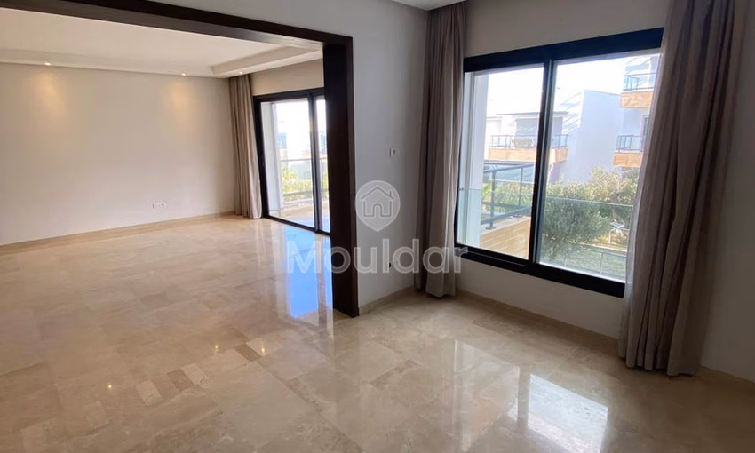 Apartamento excepcional en alquiler en Dar Bouazza - 163 m²