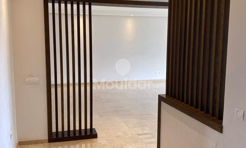 Apartamento excepcional en alquiler en Dar Bouazza - 163 m²