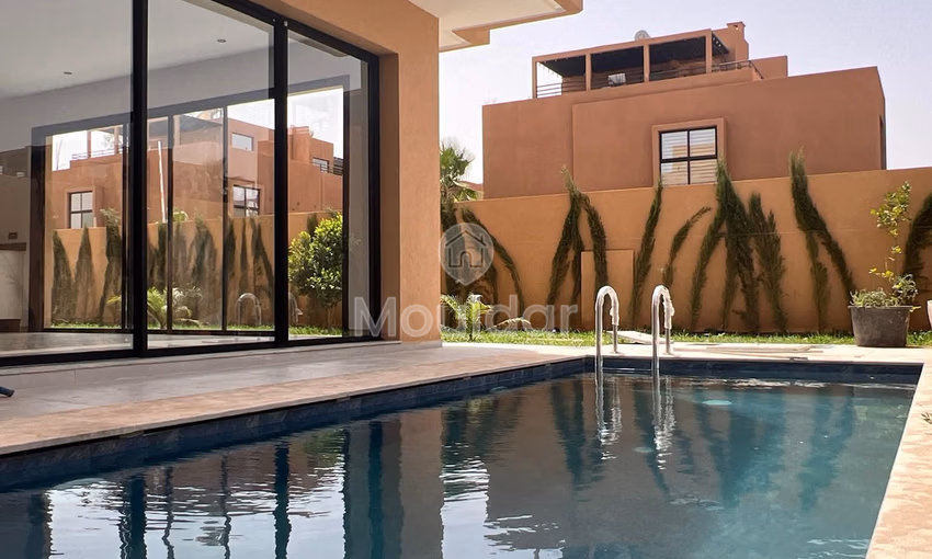 Villa Exceptionnelle à Marrakech : 4 Chambres, 283m² de Charme Villa Exceptionnelle à Marrakech : 4 Chambres, 283m² de Charme