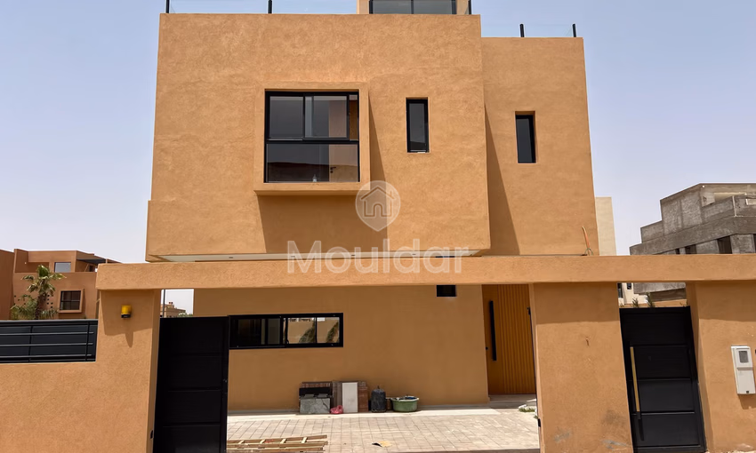 Villa Exceptionnelle à Marrakech : 4 Chambres, 283m² de Charme