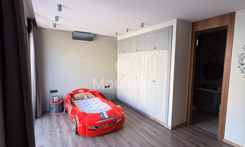 Elegant Villa for Sale in Dar Bouazza - 4 Spacious Bedrooms Elegant Villa for Sale in Dar Bouazza - 4 Spacious Bedrooms