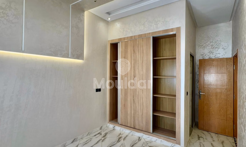 À Vendre : Appartement Spacieux de 3 Chambres à Fès À Vendre : Appartement Spacieux de 3 Chambres à Fès