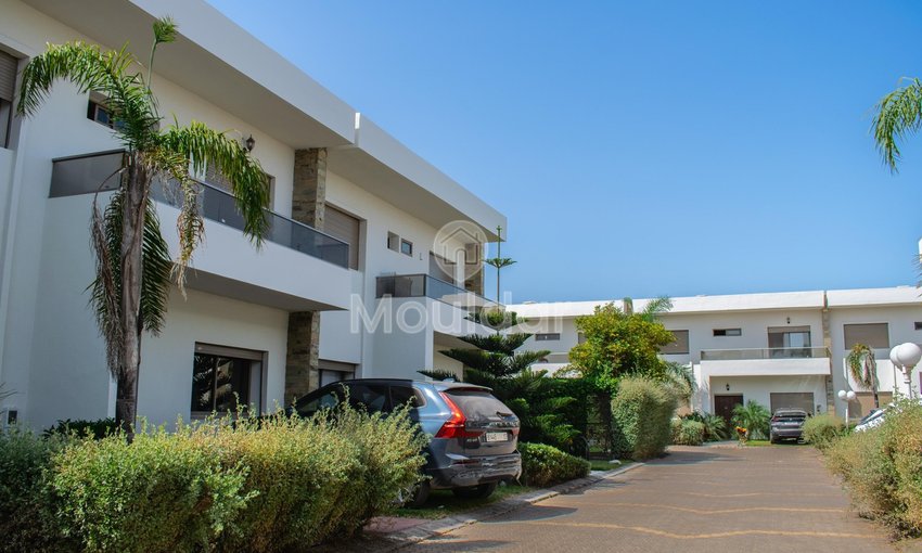 Villa à vendre à Sidi Rahal avec piscine et jardin - view 2