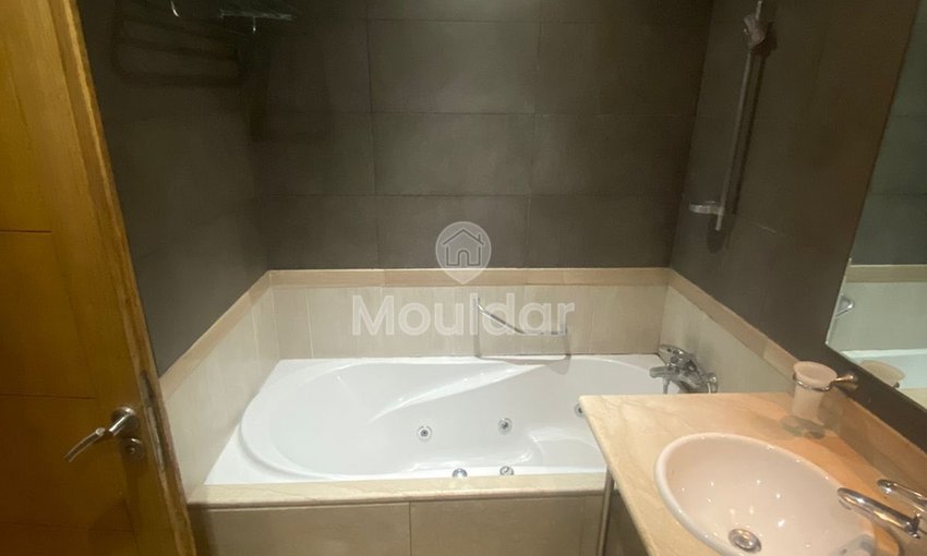 Kiralık: Üç Yatak Odalı Geniş Daire Triangle d’Or - view 7