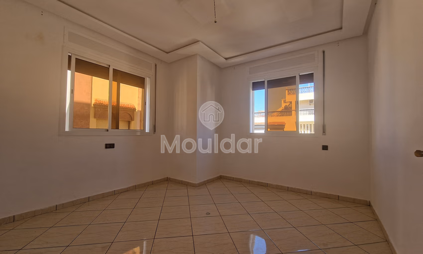 Apartment for Rent in Ksar el-Kebir: 3 Spacious Bedrooms
