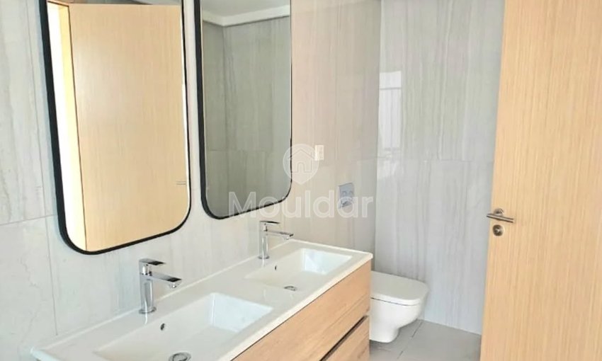 شقة جميلة للإيجار في مدينة الدار البيضاء - 110م² - view 8