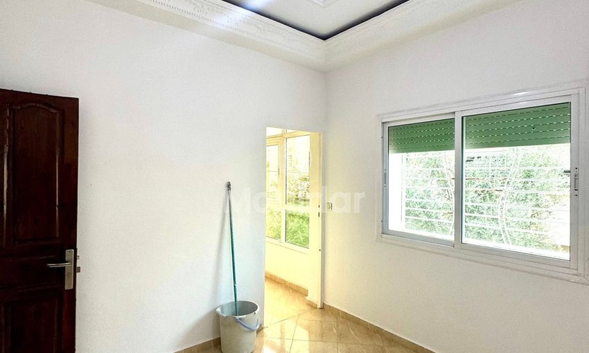 In vendita: Appartamento luminoso con 3 camere a Fez, 94 m² - view 2