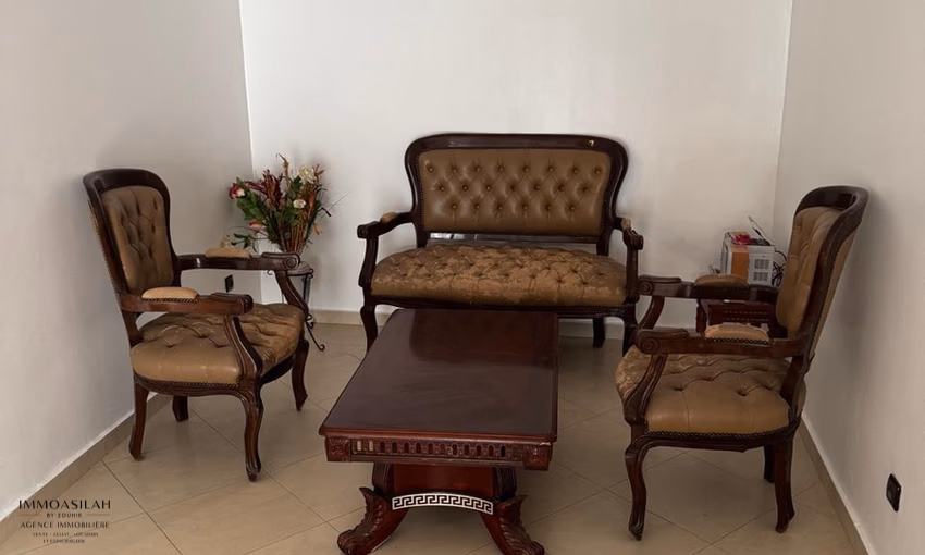 شقة للبيع على كورنيش أصيلة