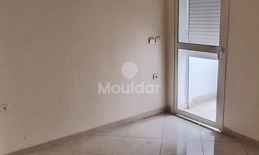 Ζεστό διαμέρισμα προς πώληση στην καρδιά της Κένιτρα - 60 m² - view 2