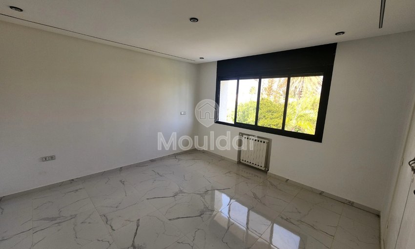 فيلا فاخرة للإيجار في الرباط - 5 غرف نوم فسيحة - view 3