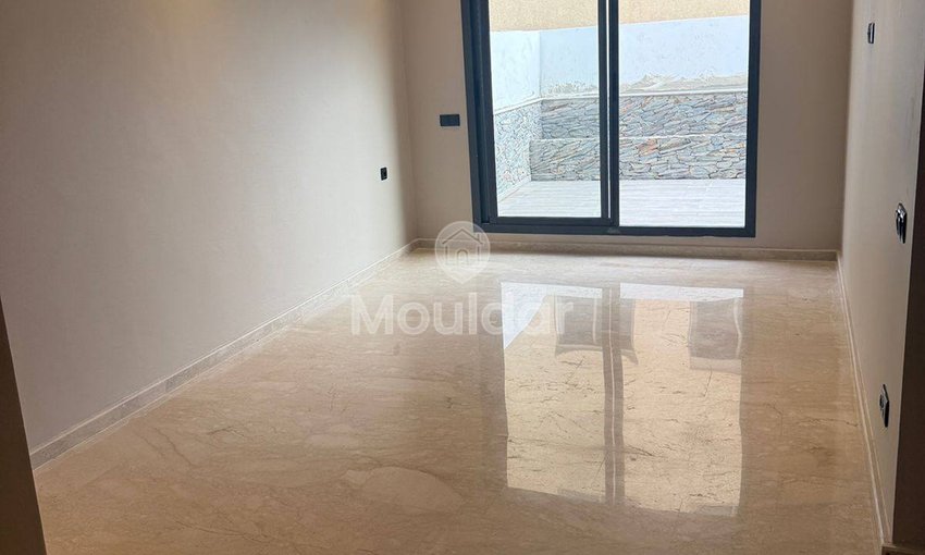 Apartment for rent in Bouskoura, Center