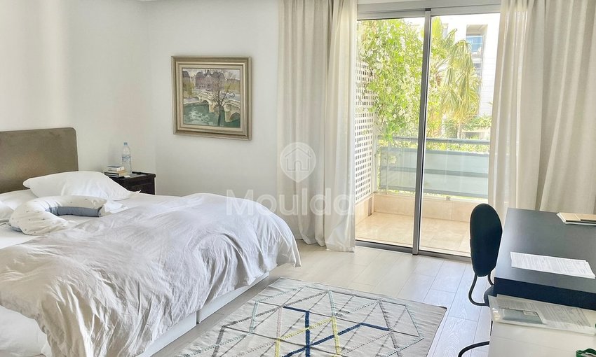 شقة فاخرة للإيجار في عين دياب، الدار البيضاء - 200م² - view 4