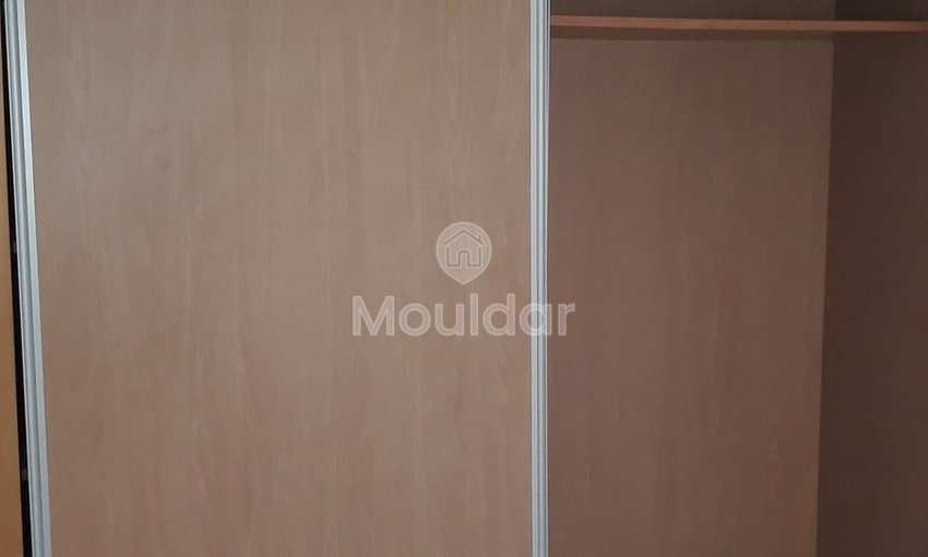 Appartamento moderno con 3 camere da letto in affitto a Sidi Maarouf - view 2