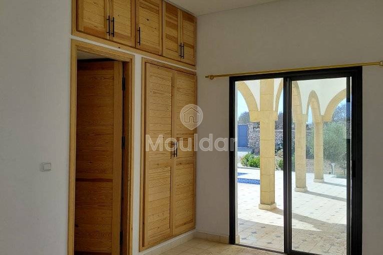 Luxury Villa for Rent: 5 Bedrooms with Garden and Pool - view 15