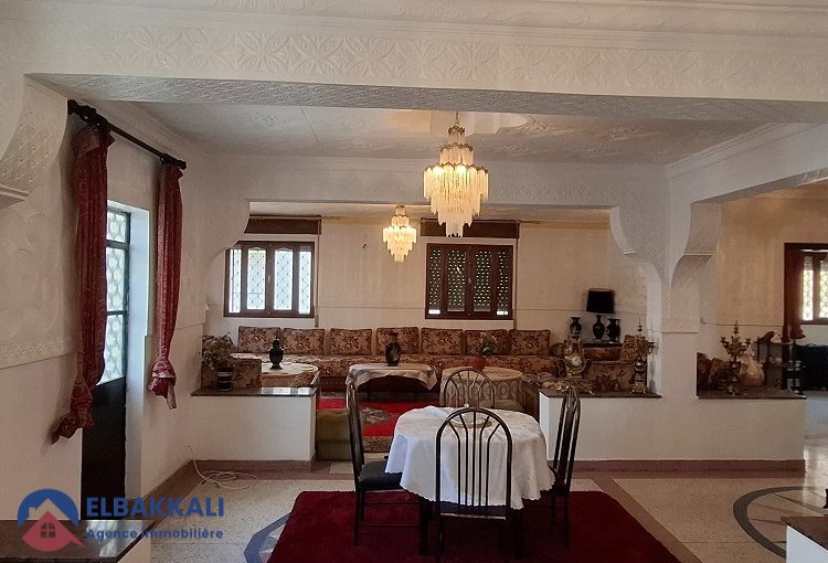 Stunning House for Sale in Tangier - Drissia, 7 Bedrooms! - view 5