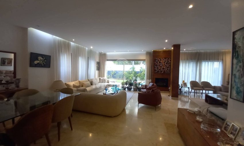 Villa à vendre à Bouskoura dans le quartier Prestigia - view 3