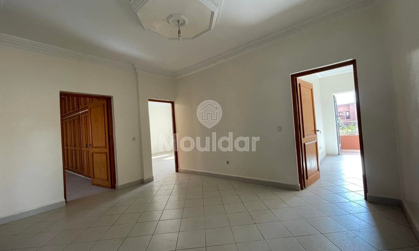 Villa de Luxe à Louer à Marrakech avec Balcon et 5 Chambres - view 4