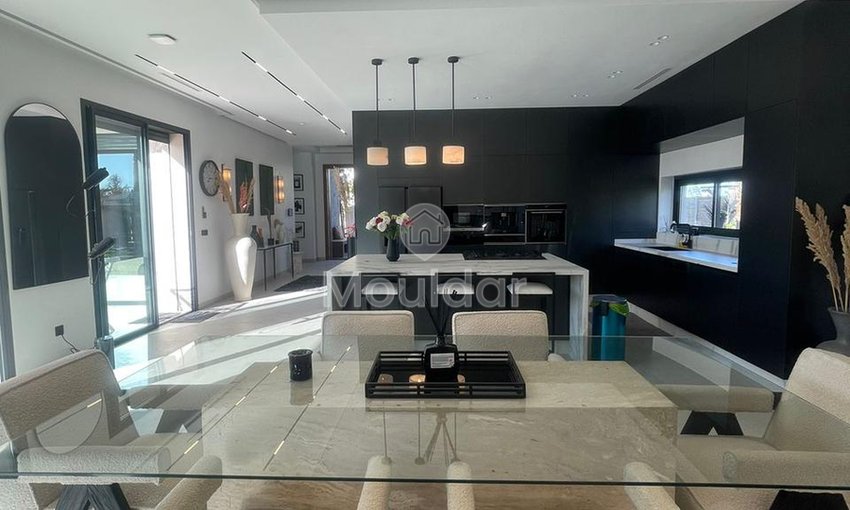 Luxe Villa in Marrakech: elegantie en beveiligd comfort - view 2