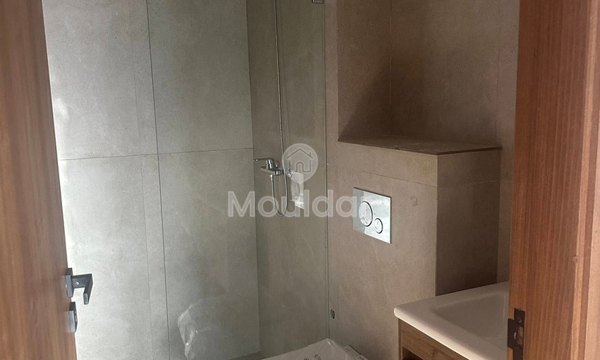 شقة للإيجار في دار بوعزة: الراحة والأناقة - view 15