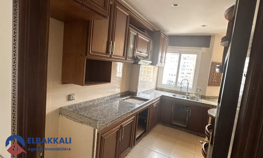 Appartement moderne 3 chambres à louer à Tanger centre ville