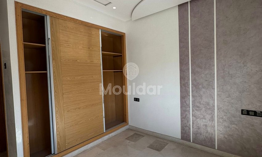 Spacious Apartment for Rent in Fes with Balcony and Parking - view 10
