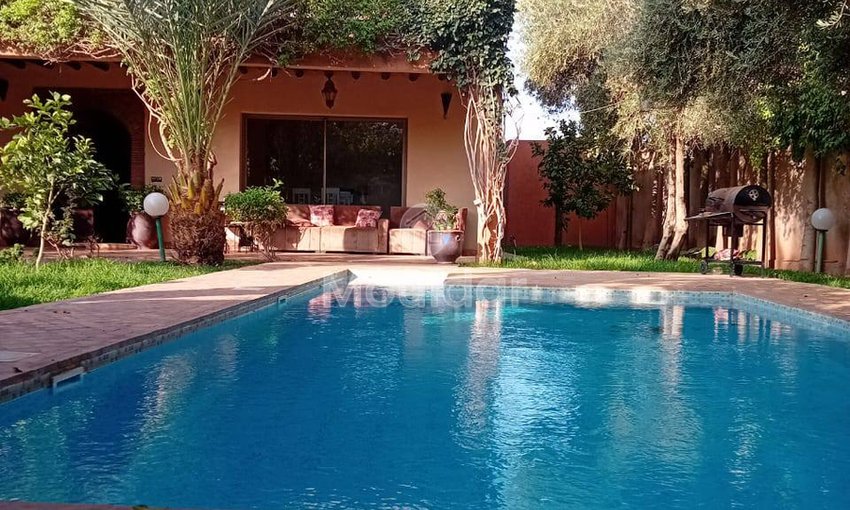 فيلا فاخرة في مراكش: 4 غرف نوم، بركة سباحة وتراس - view 2