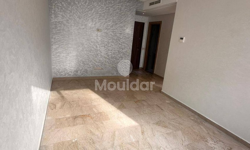 Modern Studio for Rent with Terrace in Val d'Anfa - view 3