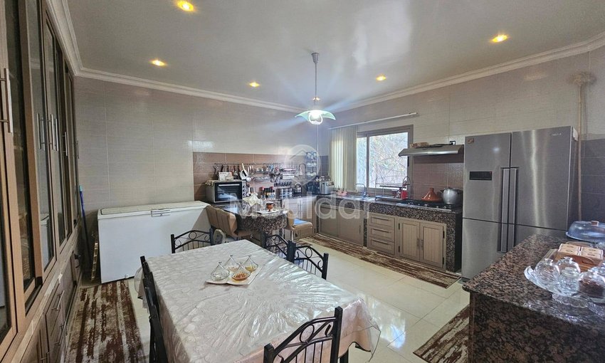 Villa de Ensueño en Marrakech: 4 Habitaciones, Piscina y Jardín - view 8