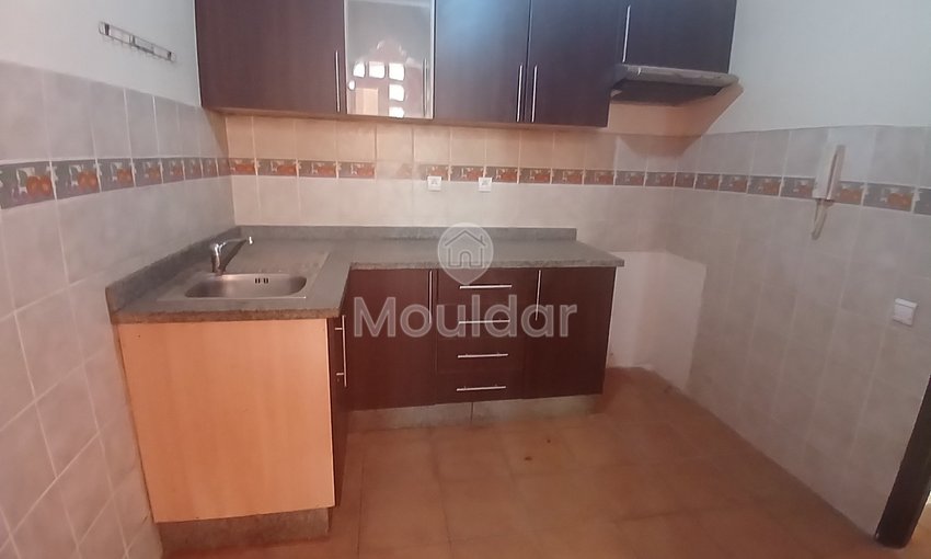 En venta: Apartamento de 2 habitaciones en Marrakech, 73 m² de elegancia - view 8