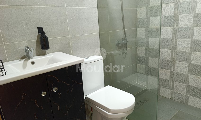 Ενοικίαση Επιπλωμένου Γοητευτικού Διαμερίσματος στην Καρδιά του Κενίτρα - view 15