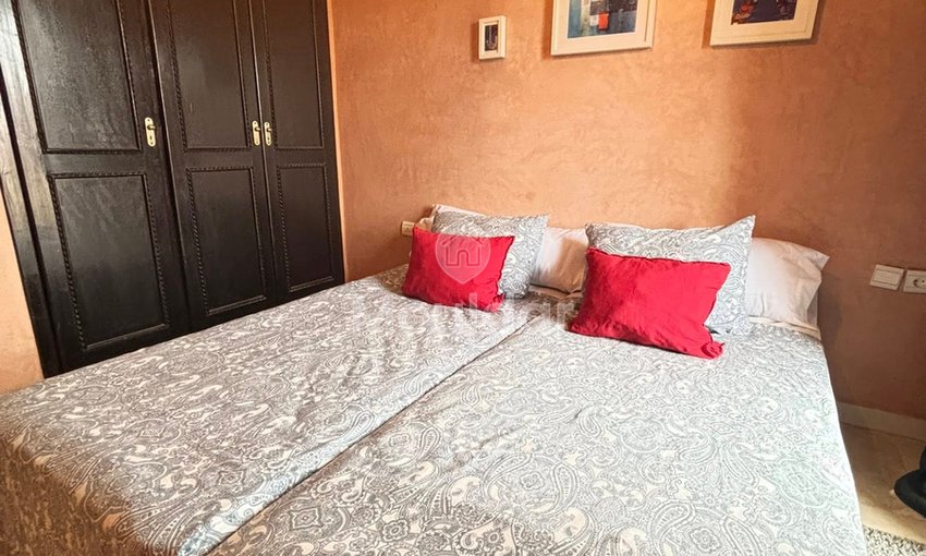 Marrakeş'te balkonlu ve yüzme havuzlu 2 odalı daire kiralık - view 9