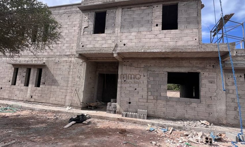 Riad Spacieux à Vendre - zone urbain KM8 , 7 Chambres! - view 3