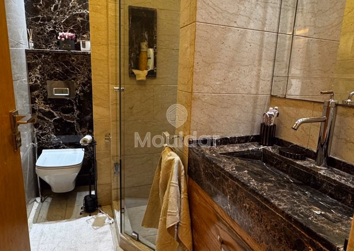 Appartement Moderne à Louer à Marrakech avec Piscine et Ascenseur