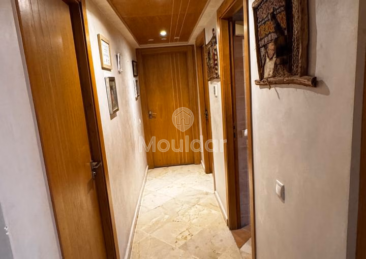 Appartement Moderne à Louer à Marrakech avec Piscine et Ascenseur