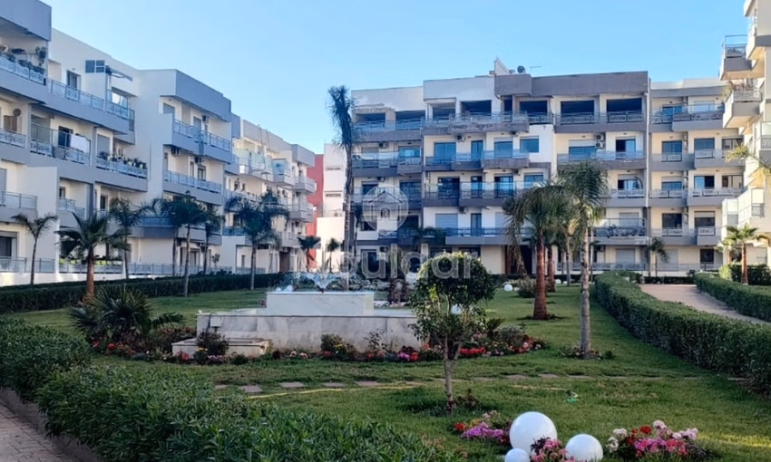 Appartement Spacieux à Vendre à Casablanca - 3 Chambres et Terrasse Appartement Spacieux à Vendre à Casablanca - 3 Chambres et Terrasse