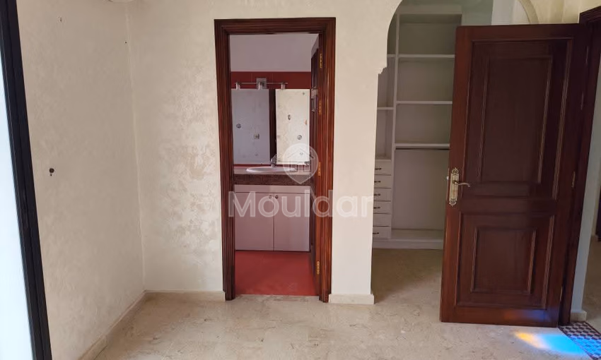 Villa de Luxe à Marrakech : 4 Chambres avec Jardin Splendide Villa de Luxe à Marrakech : 4 Chambres avec Jardin Splendide