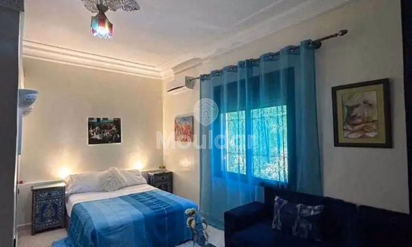 فيلا فاخرة في مراكش: 10 غرف مع حمام سباحة وحديقة فيلا فاخرة في مراكش: 10 غرف مع حمام سباحة وحديقة