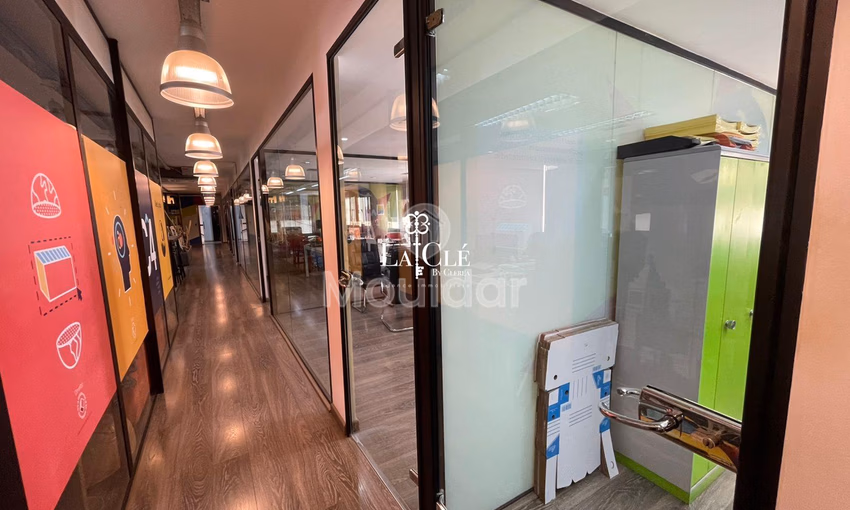 Office for Rent in Casablanca - Gauthier: 380 m² Air-Conditioned Office for Rent in Casablanca - Gauthier: 380 m² Air-Conditioned