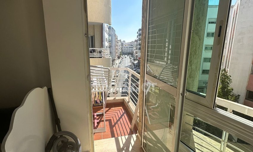 Charming 2-Bedroom Apartment for Sale in Palmier, Casablanca - view 5