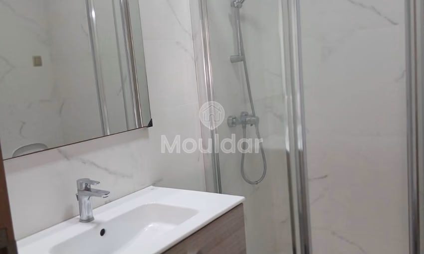 Apartment for Rent: 2 Bedrooms in Aïn Diab, Casablanca